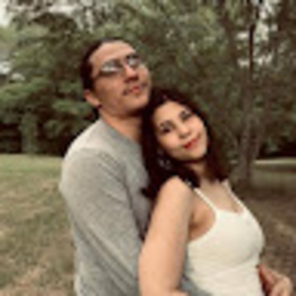 Meet your Posher, Danielle - Picture 1 of 1